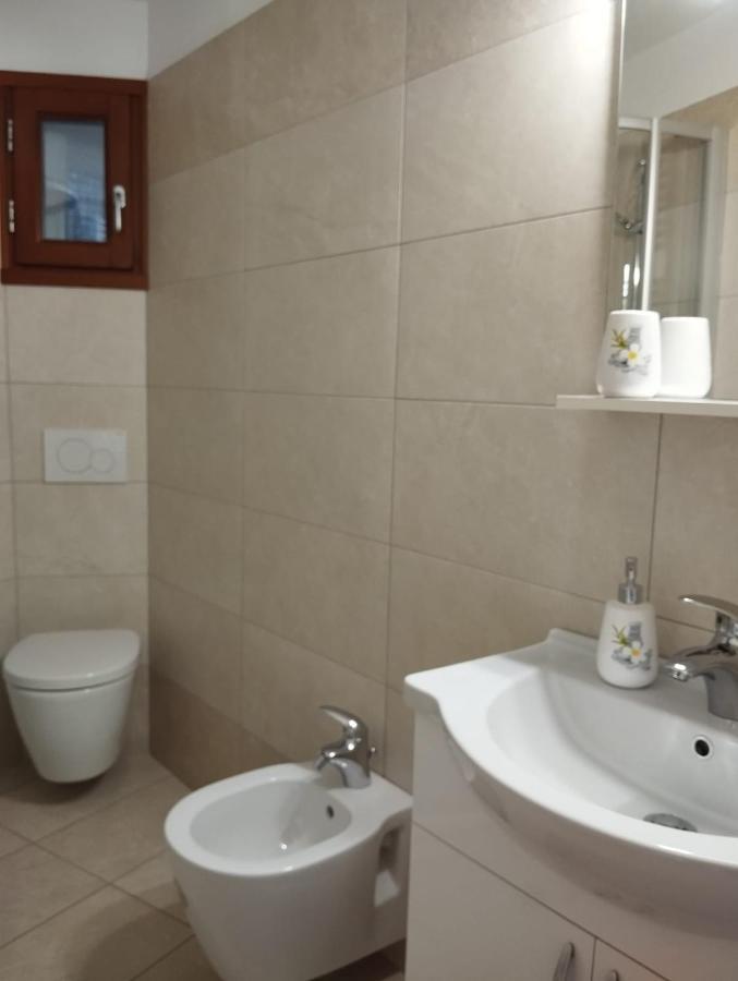 Casa Elisa Affittacamere Armeno Zewnętrze zdjęcie
