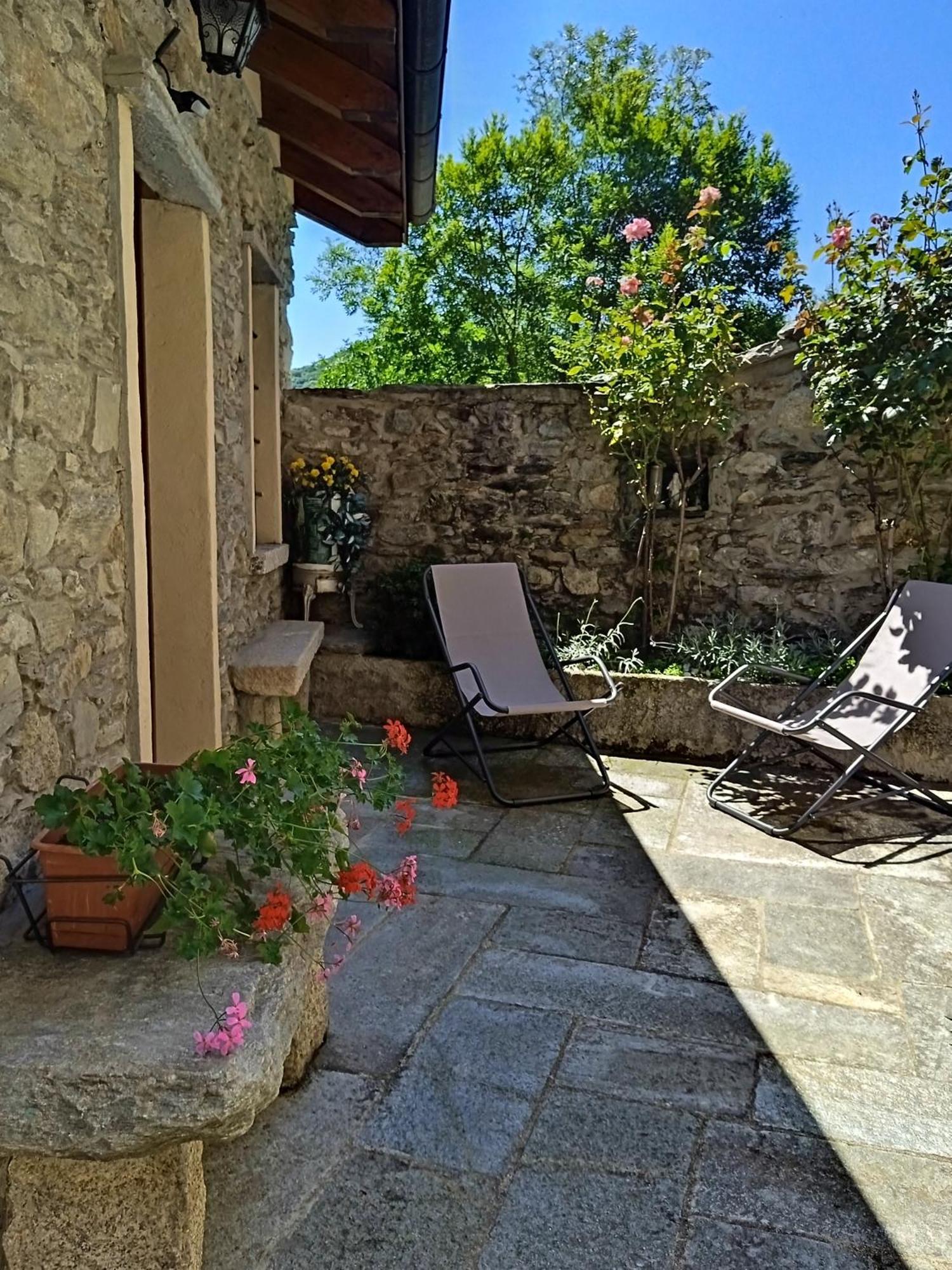 Casa Elisa Affittacamere Armeno Zewnętrze zdjęcie